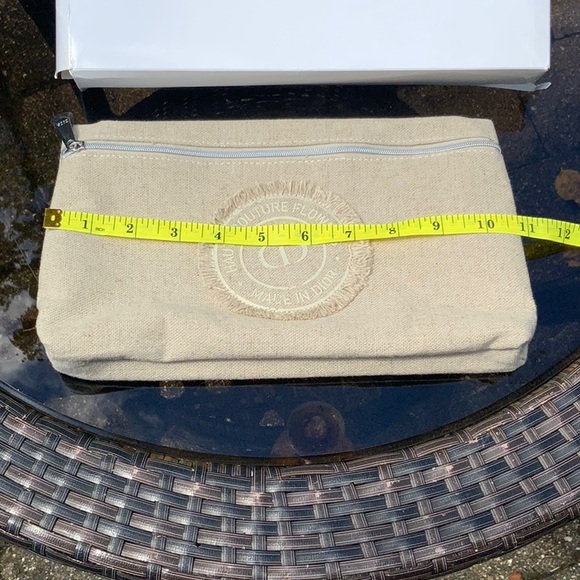 DIOR POUCH NEW IN BOX - Picture 5 of 7